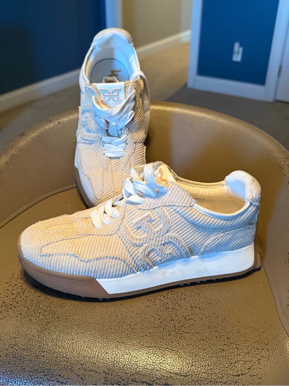 Sam Edelman Casual Corduroy Sneakers in Cream